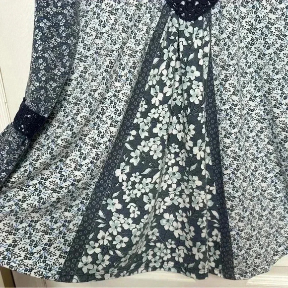 Northern Reflections Boho Blouse Floral /  Lace Blue & White Size Extra Large - Picture 8 of 16
